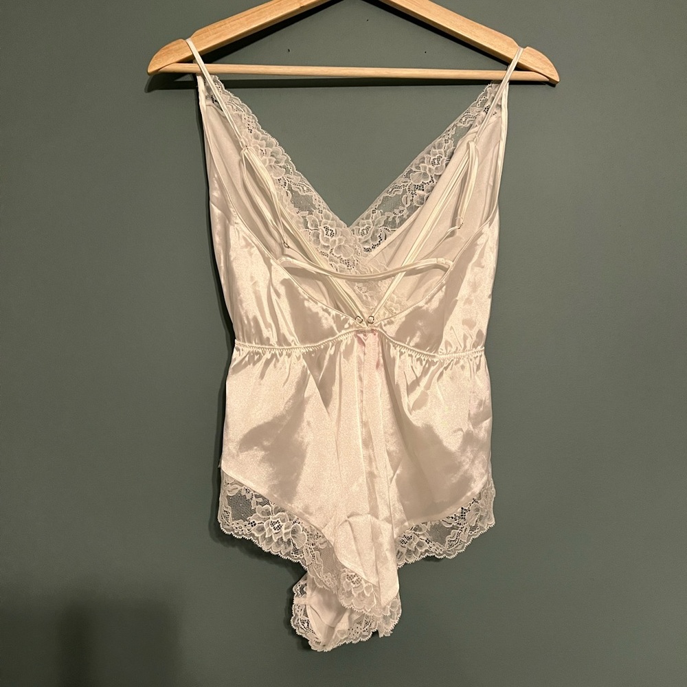 NWT La Senza Lace-Trimmed Romper